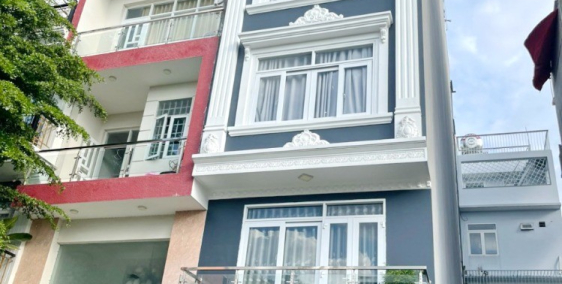 Bán căn hộ dịch vụ 5 lầu mặt tiền đường số KDC Bông Sao P.5 Quận 8