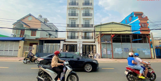 Nhà hoàn thiện 6 tầng CÓ THANG MÁY. Đường lớn 12m ngay Sunview Thủ Đức.