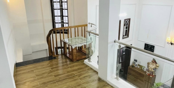 Bán nhà, biệt thự mini 41m2 x 5T, mặt tiền tận 4,6m ngõ nông, rộng, có sân Đống