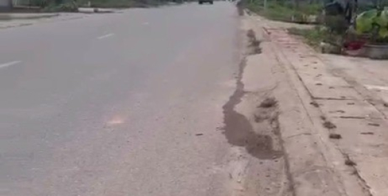 Cần bán lô đất tại: Ngọc Thiện, Tân Yên, BG. 100m, giá: 1,4tỷ, lh: 0966140688