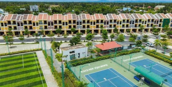 Độc quyền: Bán lỗ hơn 500 triệu - Lô góc 92.2m2 giá 2.5 tỷ Nam Hội An City