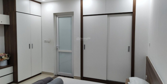 cần bán căn 71m2 tại chung cư 60 hoàng quốc việt , học viện kỹ thuật quân sự