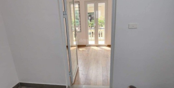 HIẾM - Bán nhà Văn Chương, 32 m diện tích, Lô góc,  3 tầng , giá chỉ 3.5 tỉ