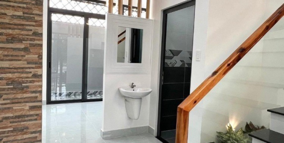 Bán Nhà Gấp HXH Lãnh Binh Thăng, Quận 11, 40m2, Chỉ 4 tỷ, Ở Ngay