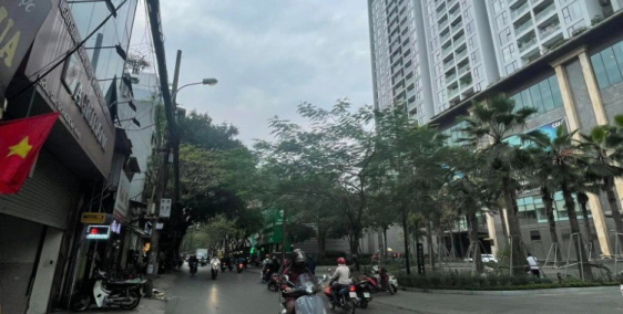 MẶT PHỐ BA ĐÌNH- 7 TẦNG THANG MÁY - VỊ TRÍ ĐẮC ĐỊA- MẶT TIỀN SIÊU RỘNG, - 2 THOÁ