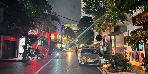 Bán nhà phân lô Nguyễn Văn Lộc, Mỗ Lao, ô tô tránh, vỉa hè, KD 42mx5T, 8.5 tỷ