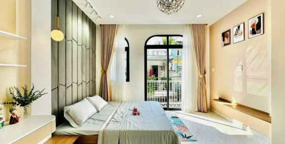 Giảm hơn 500 triệu- chính chủ- hẻm 8m- 4 tầng-ngang 4m-36m2-P1-Q10-5.85 Tỷ