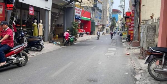 Bán đất 55m2 mặt tiền 4.5m 5.6tỷ ngõ ô tô cách phố Xuân Đỉnh 1 nhà 0934266313