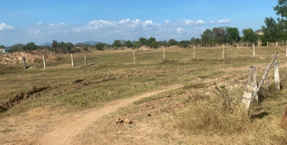 Bán 5458m2 đất vườn hồng liêm đường ô tô, ngay dân cư chỉ 1,3 tỷ Lh 0938677909