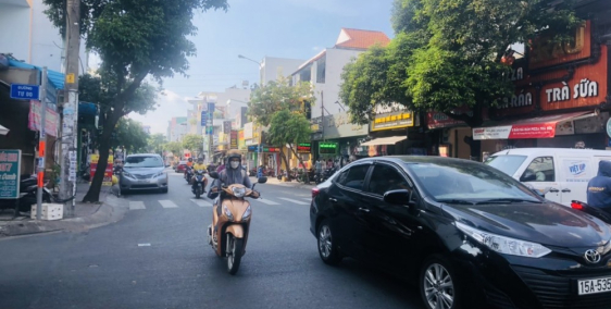 MT>9m Trường Chinh Tân Bình khu K300 giá 13.9 tỷ