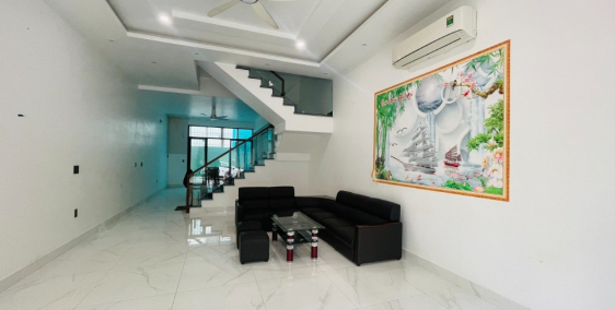 Cho thuê nguyên nhà liền kề 4 tầng Khu đô thị Hoàng Huy Mall.