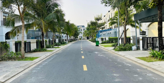 1 cặp nhà phố 2 mặt tiền đối diện Aeon