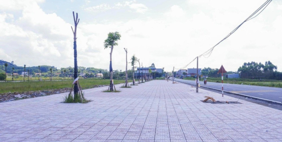 Cần bán đất tại: TT Nhã Nam, Tân Yên, BG. 90m, giá: 1,5tỷ, lh: 0966140688