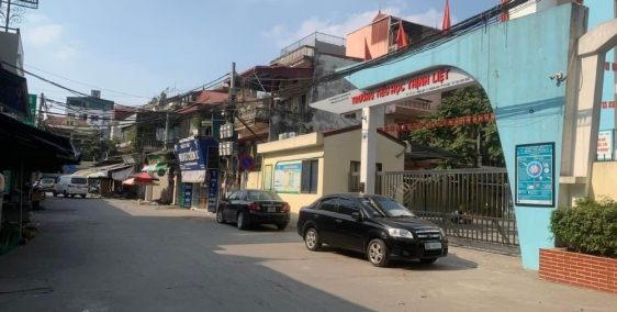 Bán nhà Quận Hoàng Mai, nhà mới, dọn về ở ngay