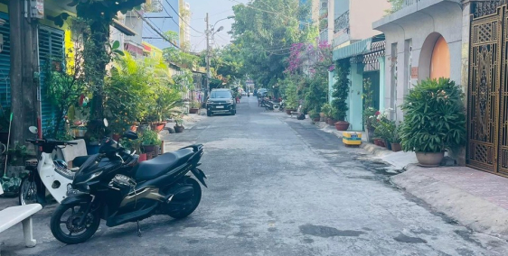 Bán nhà 2 căn liền kề đường thoại ngọc hầu- hẻm xe tải- 60m2 chỉ 6.8 tỷ