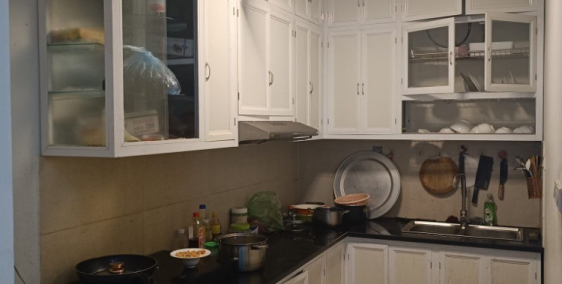 Cần bán gấp căn hộ 70m2, FLC complex 36 Phạm Hùng, 2PN,2VS, 2.6 tỷ