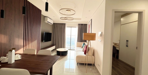 Cho thuê căn hộ 2 ngủ view Vin cực đẹp tại The Minato Residence