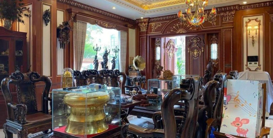 Tôi bán biệt thự KĐT mới Dịch Vọng gần công viên Cầu Giấy 210m2 chỉ 44.89 tỷ.