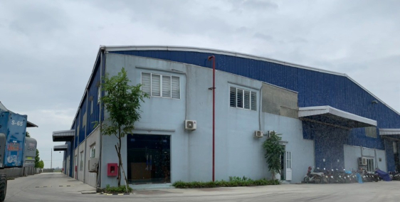 Cho thuê nhà xưởng tại cụm công nghiệp,yên Phong. Dt 2000-4000m2,giá chỉ 60k/m2