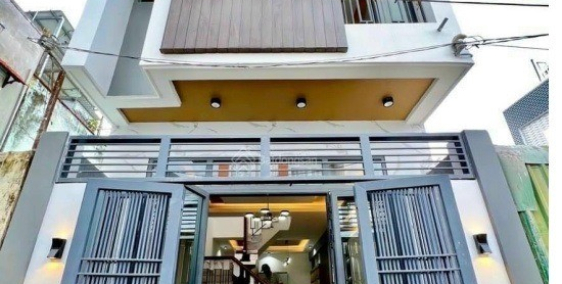 Nhà rộng giá hẹp - chính chủ cần vốn sang nhượng lại - shr q12