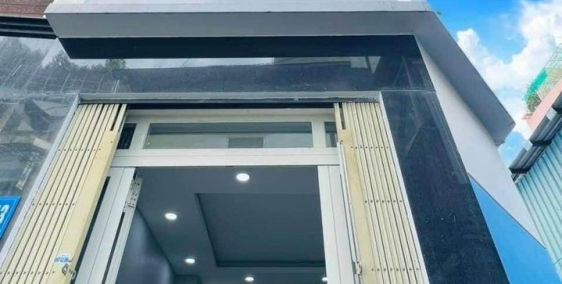 Nhà mới ở ngay, full nội thất, giá bán nhanh 5.x tỷ