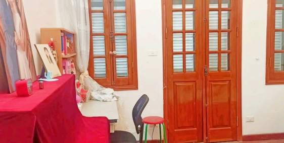 Cần bán gấp nhà phố Cát Linh, diện tích 57m2. Giá chỉ nhỉnh 6 tỷ. 0338080356