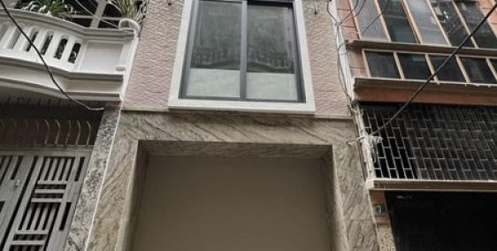 Bán siêu phẩm nhà 5 tầng đường Minh Khai, giá chỉ còn 4.3 tỷ