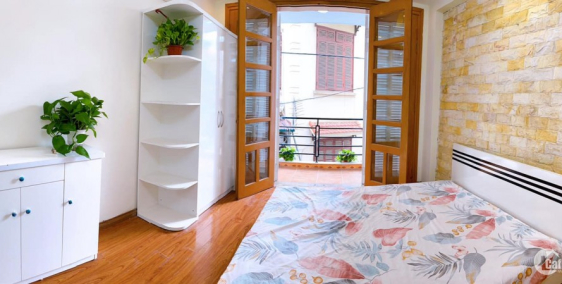 Bán nhà 42m2 phố Nghi Tàm, Tây Hồ Dân xây 4 ngủ 10m Ôtô thông 3.9 Tỷ