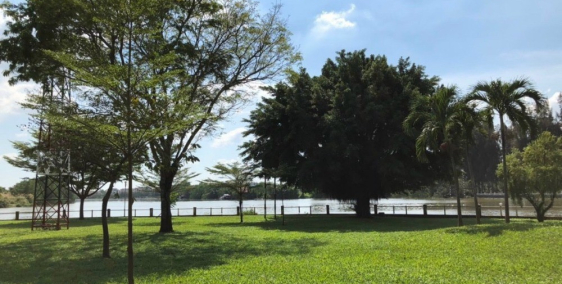 Bán mặt góc 2 mặt tiền đường số 40 KDC Tân Quy Đông