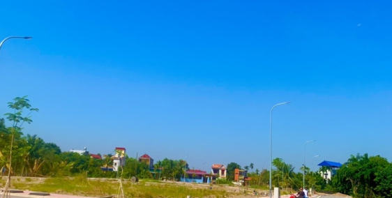 mặt đường Suối Rồng ,Trung Tâm Quận Đồ Sơn, Hải Phòng.giá hơn 10tr 154m2