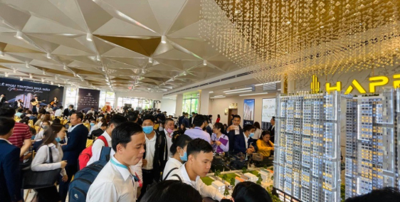 1tỷ7 sang tên 9 chủ căn hộ cao cao cấp 70m2, bán 2tỷ7, giá F0 CĐT đang bán 3tỷ1