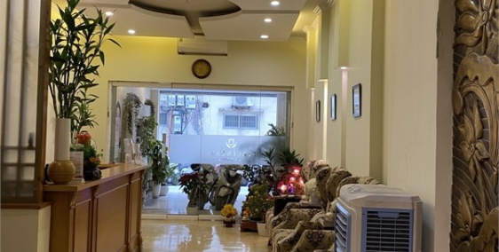 Nhà mặt phố Nguyễn Văn Tuyết, DT50m2, MT4,5 m.Chỉ 18,8 tỷ.0338080356