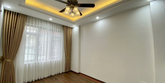 Bán nhà 122m2 phố Nghi Tàm, Tây Hồ 20m Ô tô tránh Đầu tư giá 8.95 Tỷ