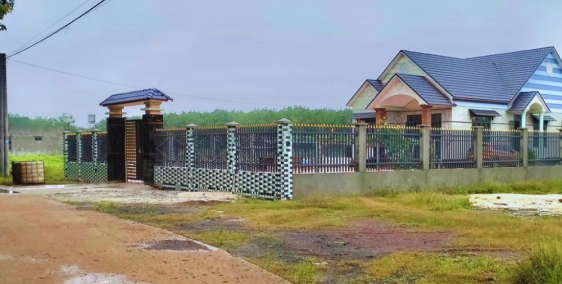 NÓNG! Chỉ 1 lô 5x48 thổ cư 100m giá bao sổ 330 triệu