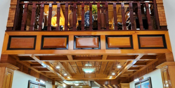 Nhà 1 sẹc Ni Sư Huỳnh Liên, full thổ cư, nội thất cao cấp gỗ nhập khâủ