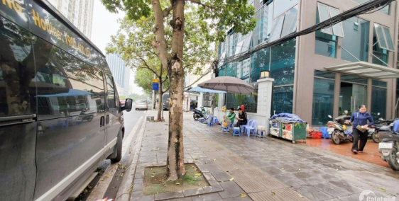 Mặt phố Nguyễn Chí Thanh - MT khủng - Vị trí siêu đẹp - Cho thuê cao