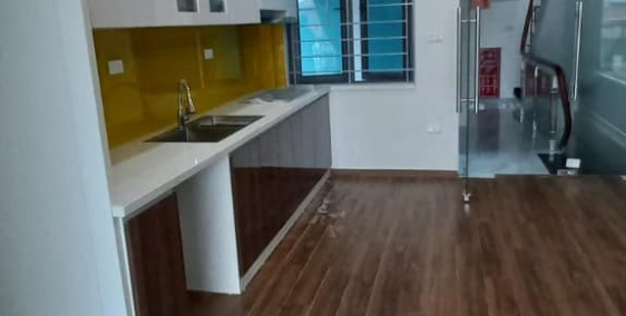 Bán nhà 142m2 phố Nghi Tàm, Tây Hồ Gara Ô tô Tránh Thang máy 16.8 Tỷ