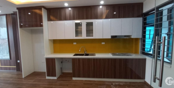 Bán nhà 145m2 Ngõ 310 Nghi Tàm , Tây Hồ Gara Ô tô Tránh Thang máy 16.9 Tỷ