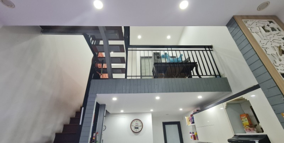 Bán Đất tặng nhà mặt tiền đường Hải Hồ, Hải Châu, 2 tầng, DT 53 m2, Gần Chợ