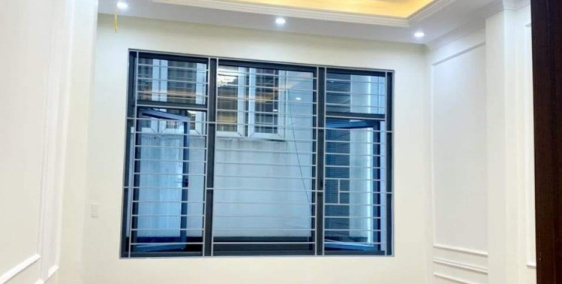 BÁN NHÀ NGUYỄN VĂN LỘC HÀ ĐÔNG 40M 8 TỶ 5T NHÀ MỚI PHÂN LÔ VỈA HÈ