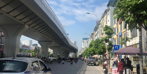 118 triệu/m2, nhà mặt phố Đại La, 160m, mặt tiền 18m, 2 tầng, siêu kinh