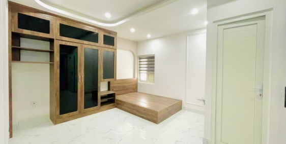 Bán nhà dòng tiền mới xây phố Thái Thịnh, ô tô, DT100m2 8 tầng thang máy chỉ 18