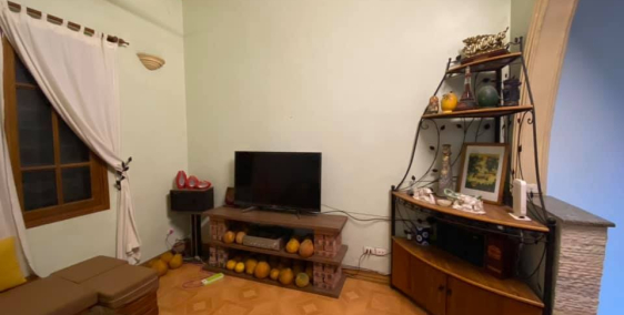 Bán nhà 48m2 4 ngủ Ngõ 276 Nghi Tàm, Tây Hồ Ô tô dừng đỗ ngày đêm 6.4 Tỷ