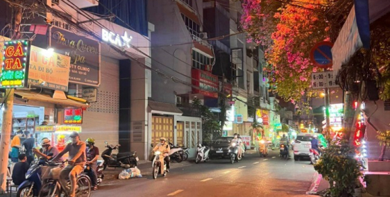 Mặt tiền Hồ Bá kiện, Quận 10, P15, Nhà cấp 4, 113m2, ngang 4.5m, 24 tỷ (TL)