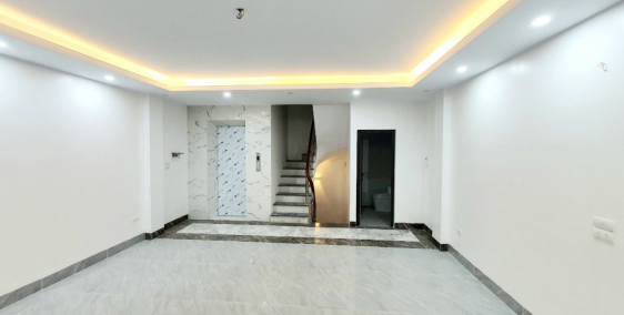 Bán nhà 53m2 Mặt phố Yên Hoa, Tây Hồ Kinh doanh Thang máy 23.3 Tỷ