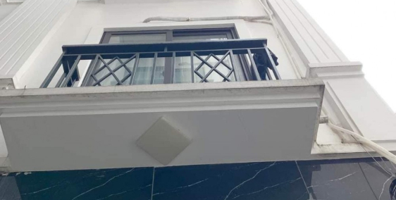 Bán nhà 35m2 5tầng nhỉnh 3tỷ ngõ ôtô 68 Cầu Giấy  0934266313