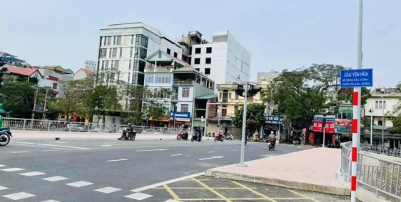 Bán nhà  trung tâm Cầu Giấy, 90m2, 5 tầng, kinh doanh, MT 6m, giá 13.2 tỷ.