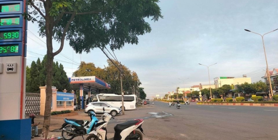 Chị gái kẹt tiền bán gáp 240m2 đất thổ cư ngay ql14 chỉ 280tr