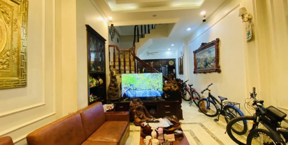 Bán nhà 78m2 5 ngủ phố Nghi Tàm, Tây Hồ 10m Ô tô tránh Giá đầu tư 7.2 Tỷ