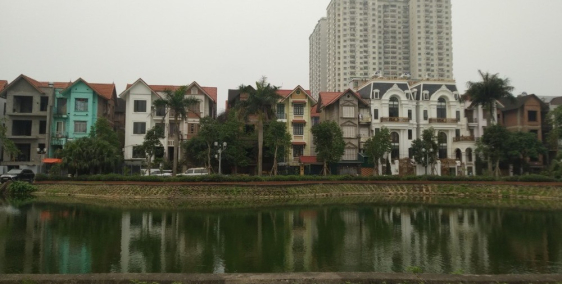 Bác Hoàng bán biệt thự view hồ KĐT Cầu Bươu cạnh The Manor 128m2 chỉ 15.99 tỷ.